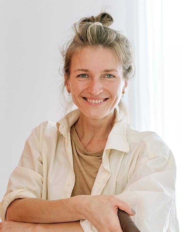 pexels-ivan-samkov-5799044